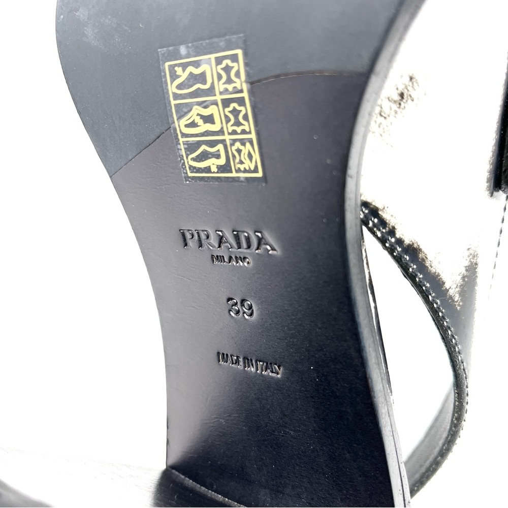 RARE Prada SS20 White Black Logo Brushed Leather Slingback Loafers Heels 39 9 - Picture 10 of 13